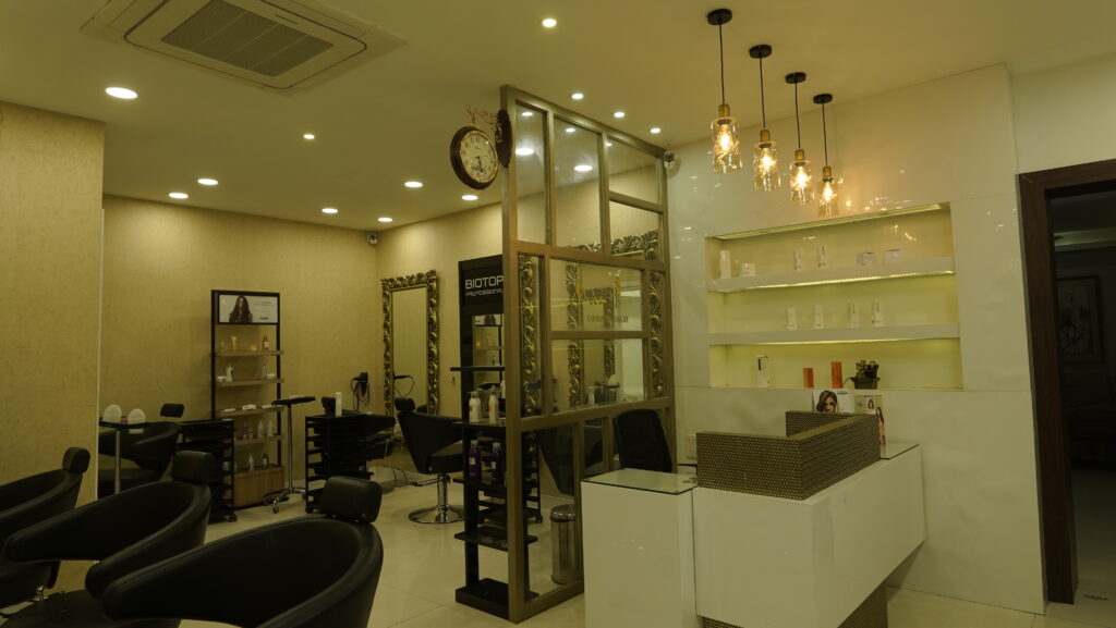 Best Saloon Interior Design, Designer in Indore